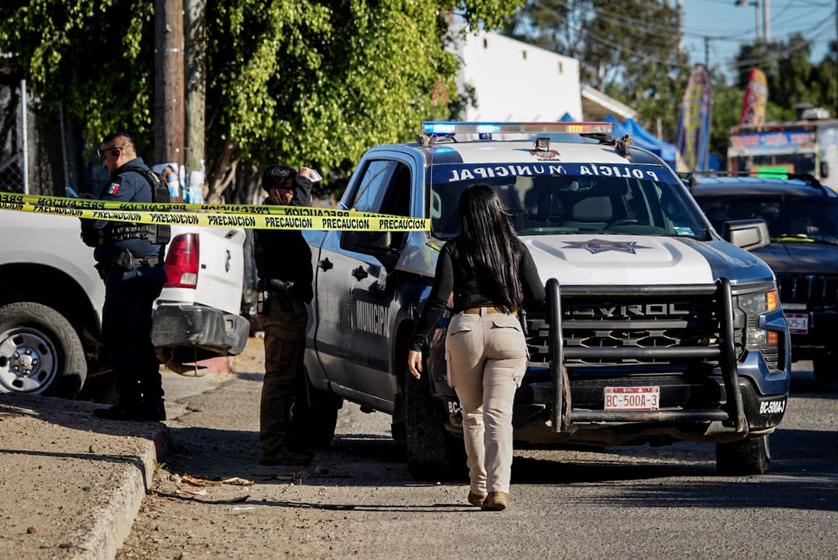 Un hombre fue trasladado a un hospital tras ser agredido con disparos de arma de fuego cuando se encontraba dentro de un domicilio entre las calles 27 y Paseo de las Rosas. Foto: Leonardo González
