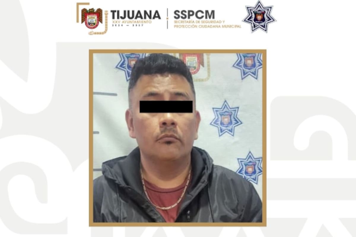 Detienen a conductor por presunto cohecho tras infracción en colonia Jibarito