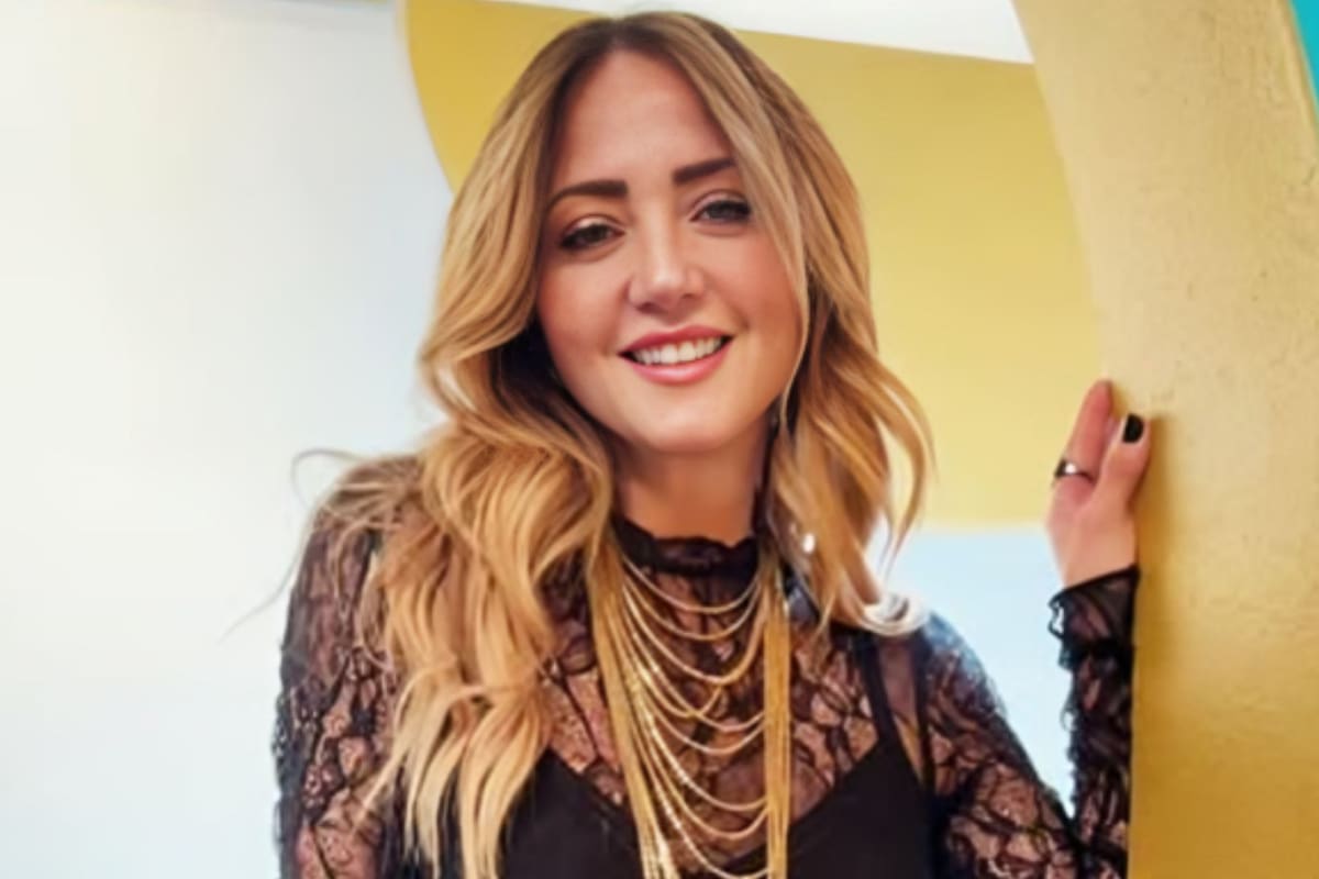 Andrea Legarreta aclara rumores sobre su supuesto romance y destaca que mantiene “una relación muy bonita”