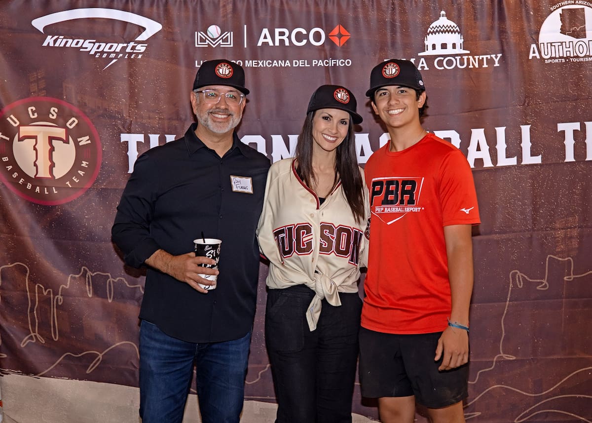 Un día antes, se realizó una reunión con empresarios locales para presentar el proyecto. Foto: Cortesía