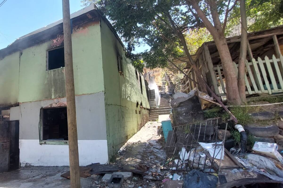 Incendio deja hogar inhabitable en la colonia Altamira