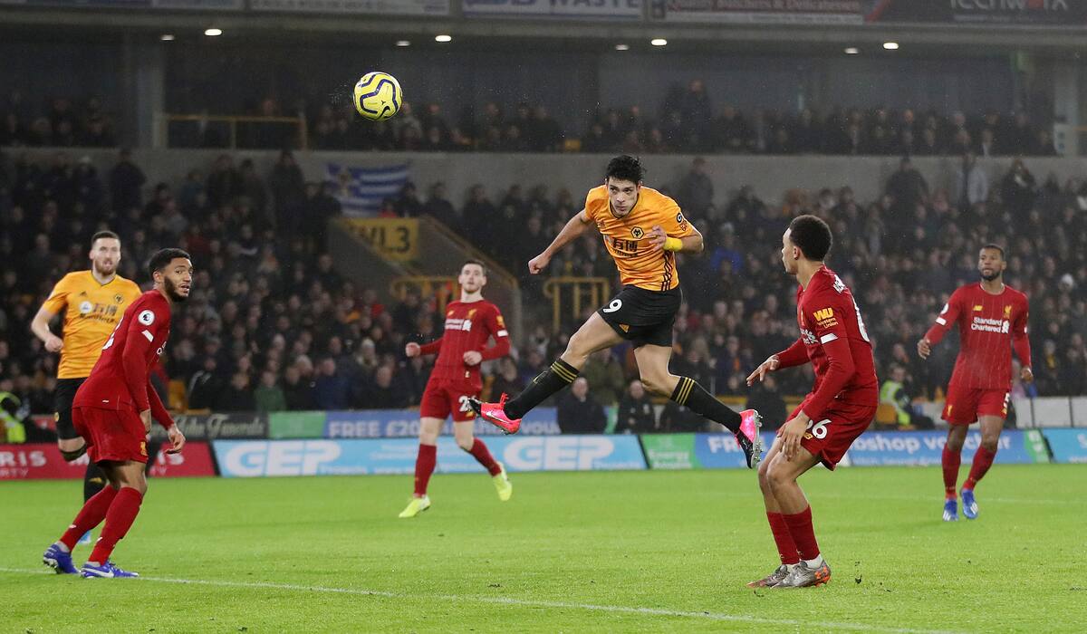 Gol de Raúl Jiménez en Premier League. Foto: Archico G/H