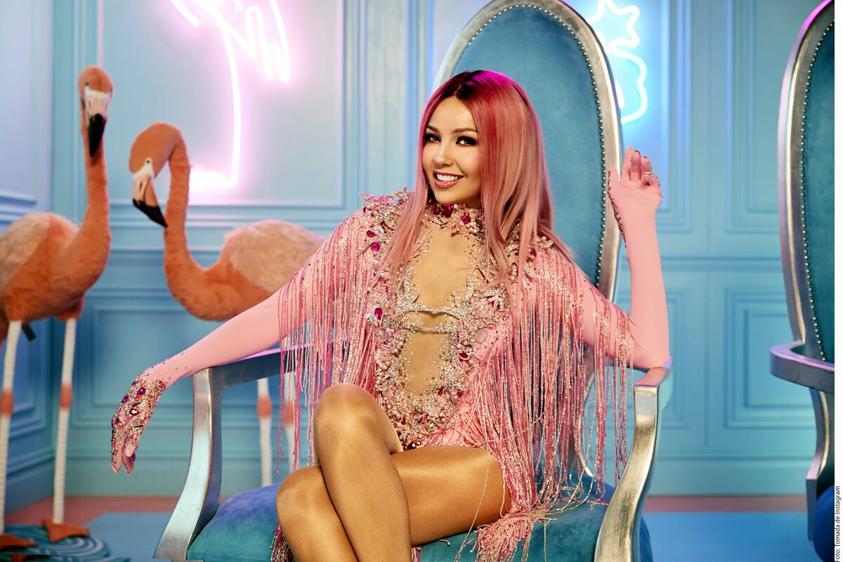 Ya se supo quien es el cantante que Thalía echó del estudio de grabación