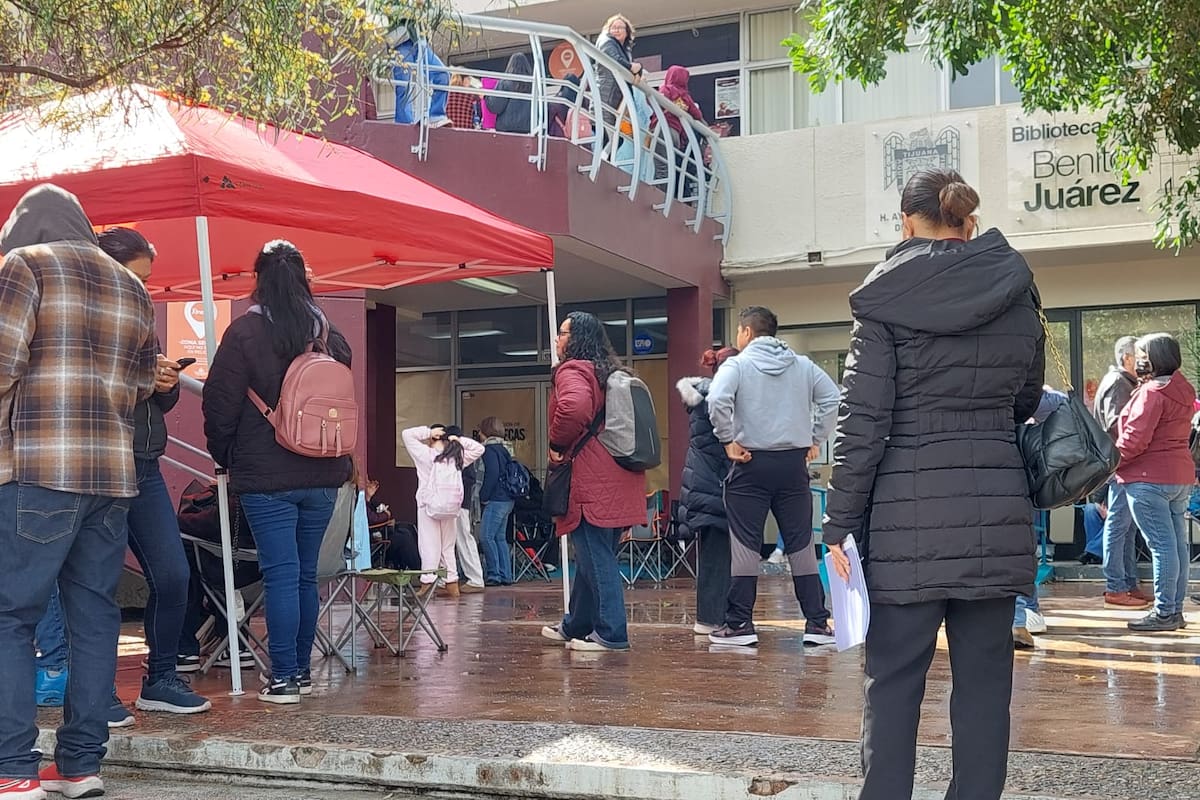 Acusan padres de familia fallas del seguro escolar