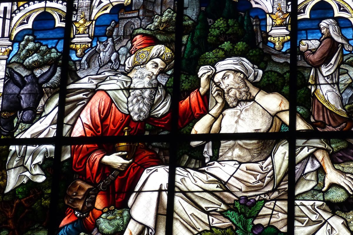 Elogiamos a algunas personas como "buenos samaritanos", pero hay una historia compleja detrás de la frase