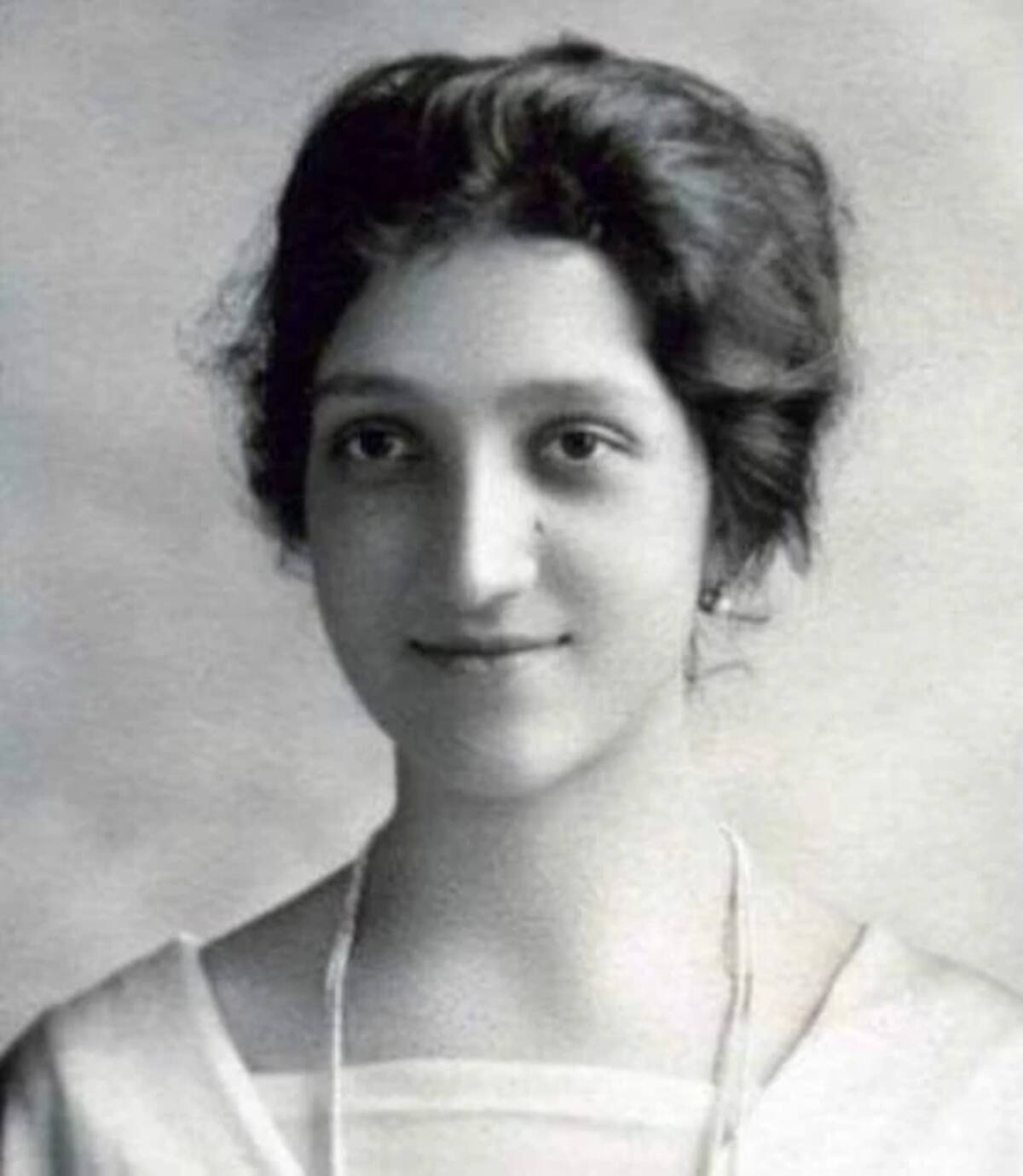 Antonieta Rivas Mercado