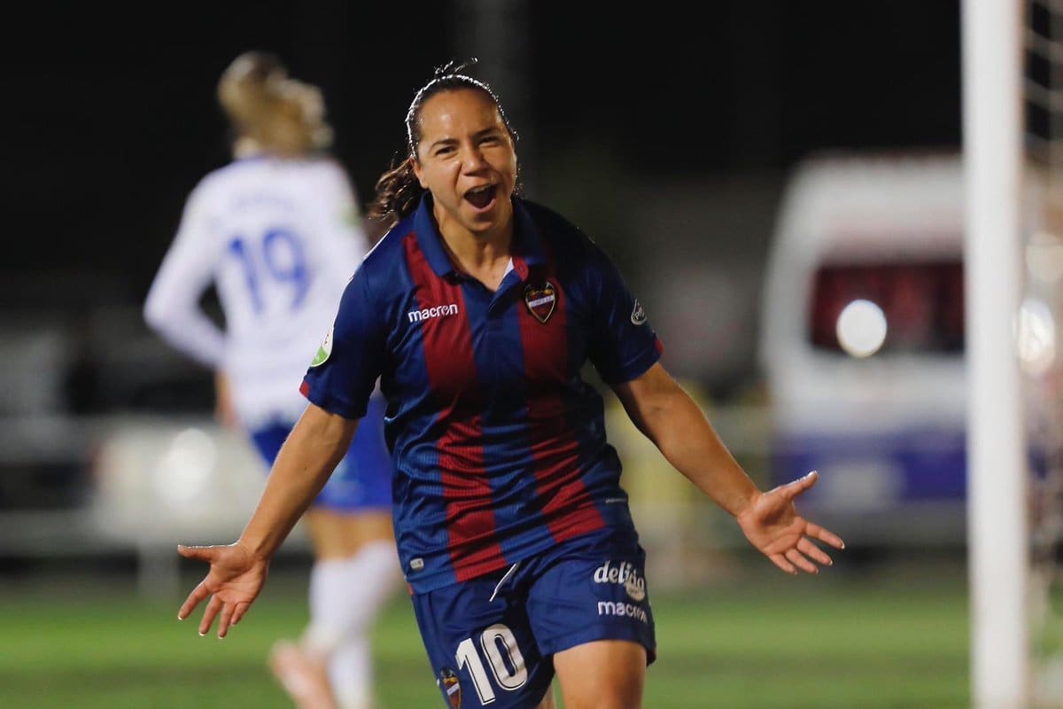 Charlyn Corral se despide del Levante tras cuatro temporadas