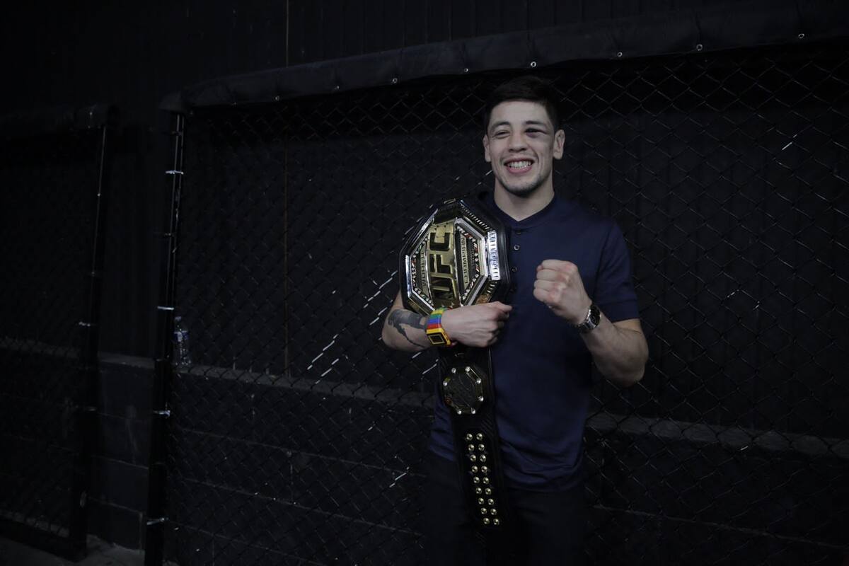 Brandon Moreno: Bienvenida de campeón