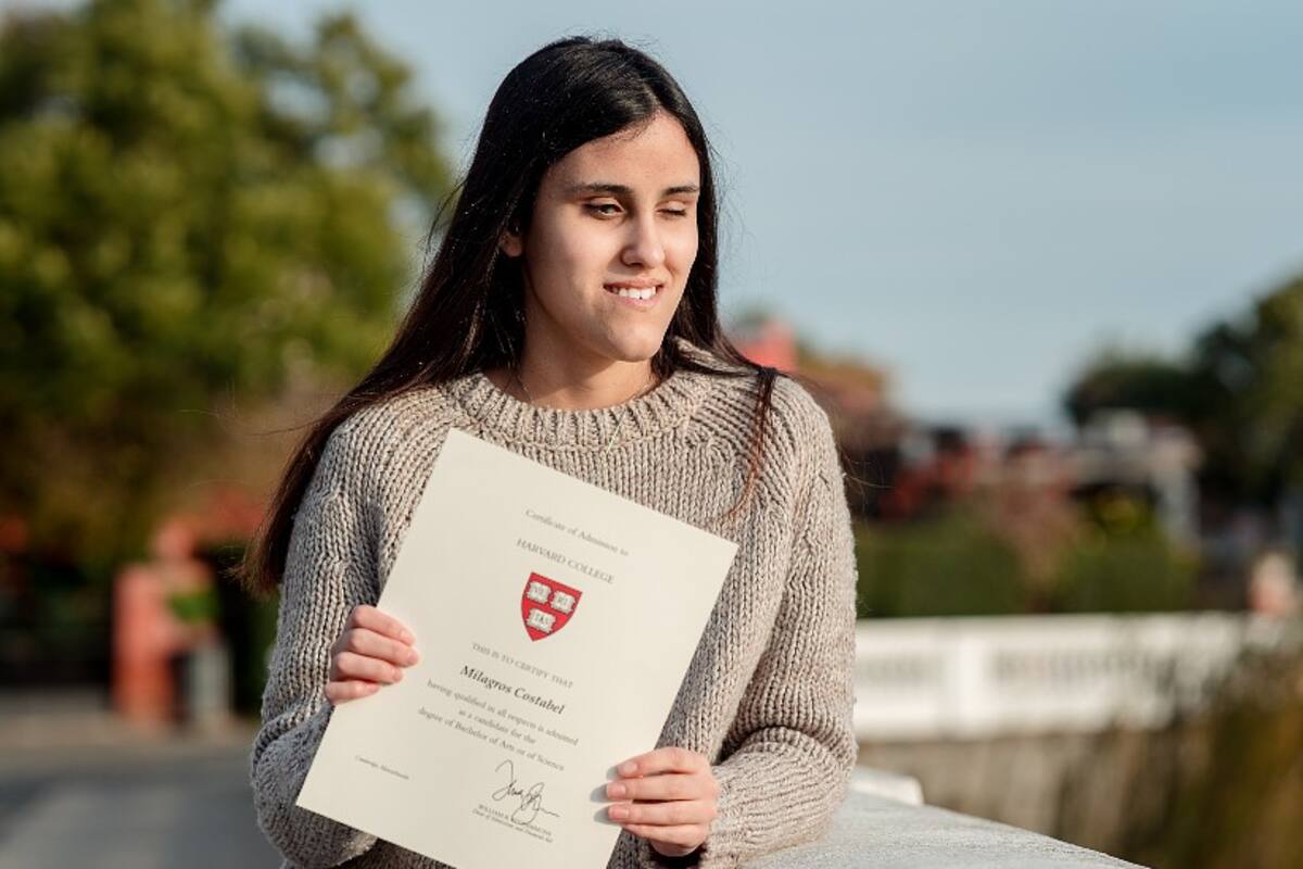 La inspiradora historia de Milagros, la joven uruguaya ciega que aprendió
inglés sola y estudiará sin costo en Harvard