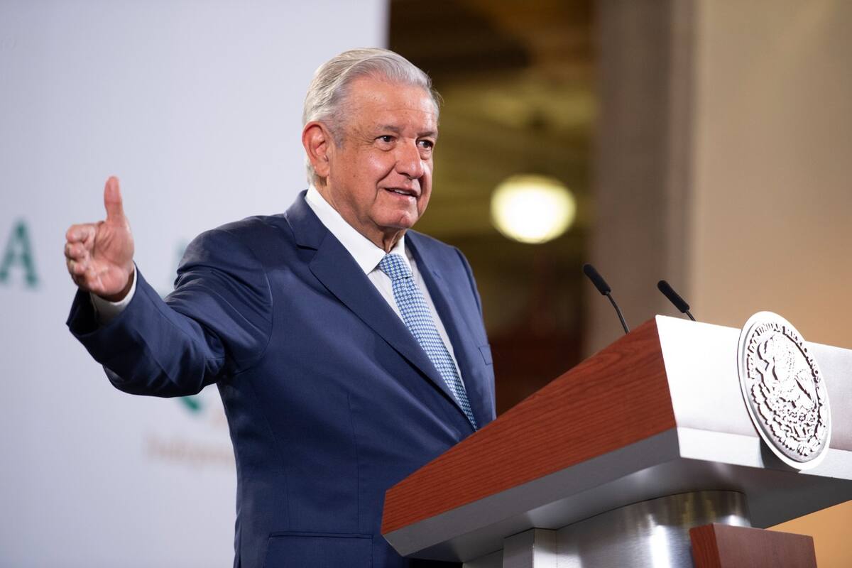AMLO: "Cómo es posible que no solo existan corruptos, sino los que apoyan"