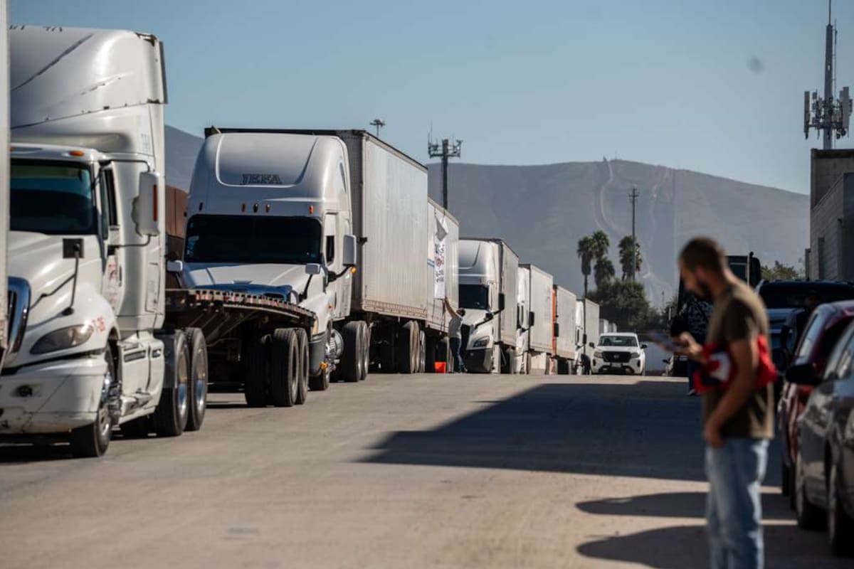 Alza en diésel, impuestos y costos operativos presiona a transportistas de Baja California
