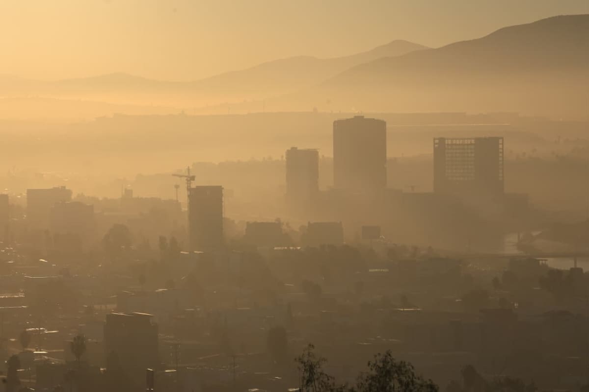 Vientos de Santa Ana en Tijuana: alertan por rachas fuertes y aumento de temperatura
