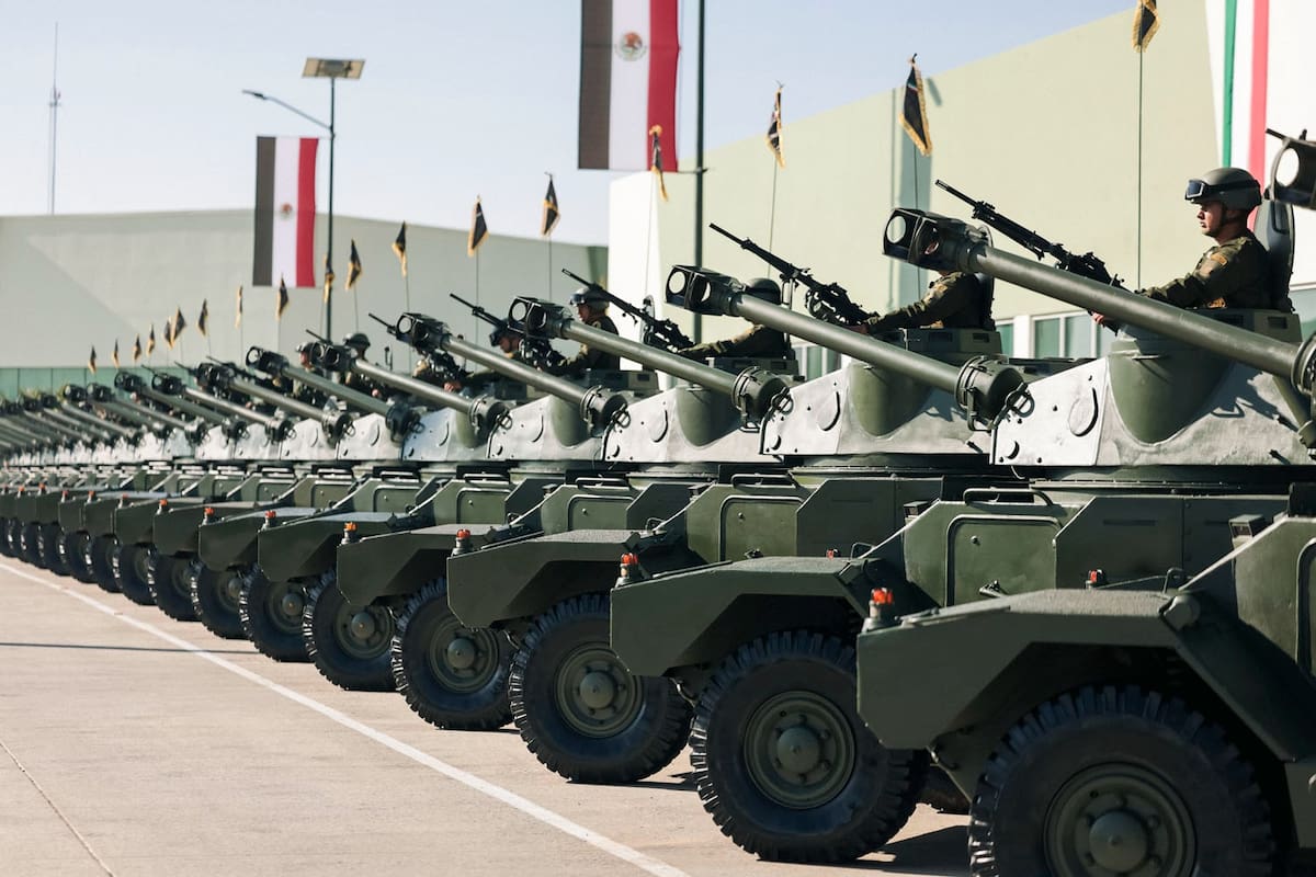 El presupuesto destinado a defensa pasó de 20 mil 500 millones de dólares en 2024 a 13 mil 600 millones en 2025. | Crédito: Presidencia