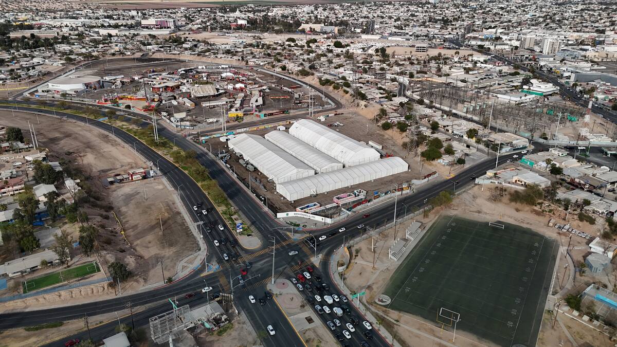Autoridades han expresado que las instalaciones del mega albergue se van utilizar en caso de deportaciones masivas por parte del gobierno de Estados Unidos, pero hasta el momento no han sucedido. Foto: Arturo Ceceña