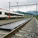 Más de 11 mil trenes pasaron sobre paneles solares instalados en vías de Suiza sin fallas tras un año de prueba que ya atrae a otros países