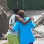 “¿Dónde está el Gobierno?“ En La Guaira, Venezuela, damnificados bloquean Caraballeda tras 10 días en la calle; más de 16 mil perdieron su vivienda