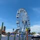 Instalan rueda de la fortuna en el Baja Beach Fest 2026; así será una de las nuevas atracciones del festival