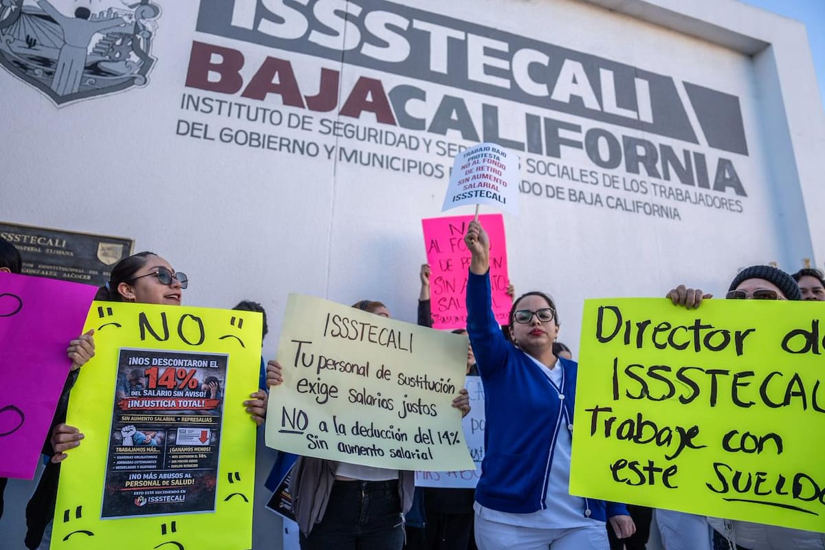 Trabajadores del Issstecali El MIrador decepcionados por bajos salarios y descuentos