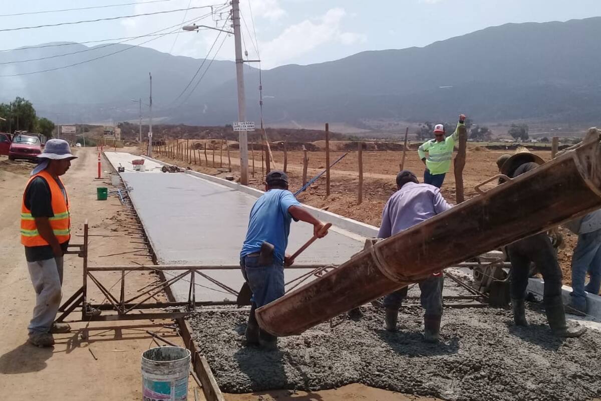 Invierte SIDURT 4.6 mdp en vialidad en colonia Oaxaca