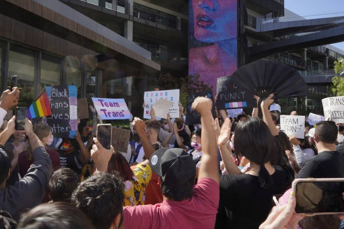 Comunidad trans inicia huelga en Netflix tras polémico especial de comedia