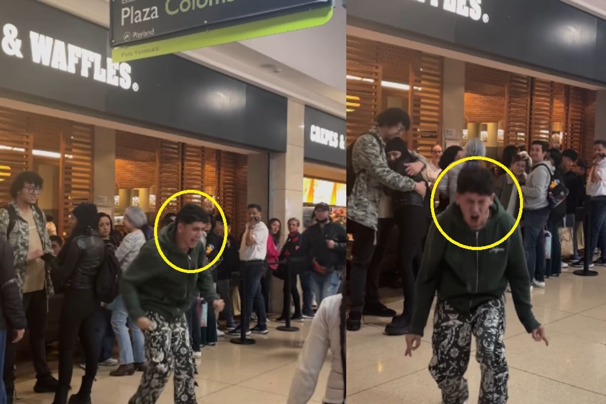 Joven canta a gritos el tema de “La Vaca Lola” en una plaza y se vuelve viral ante las miradas extrañadas de todos