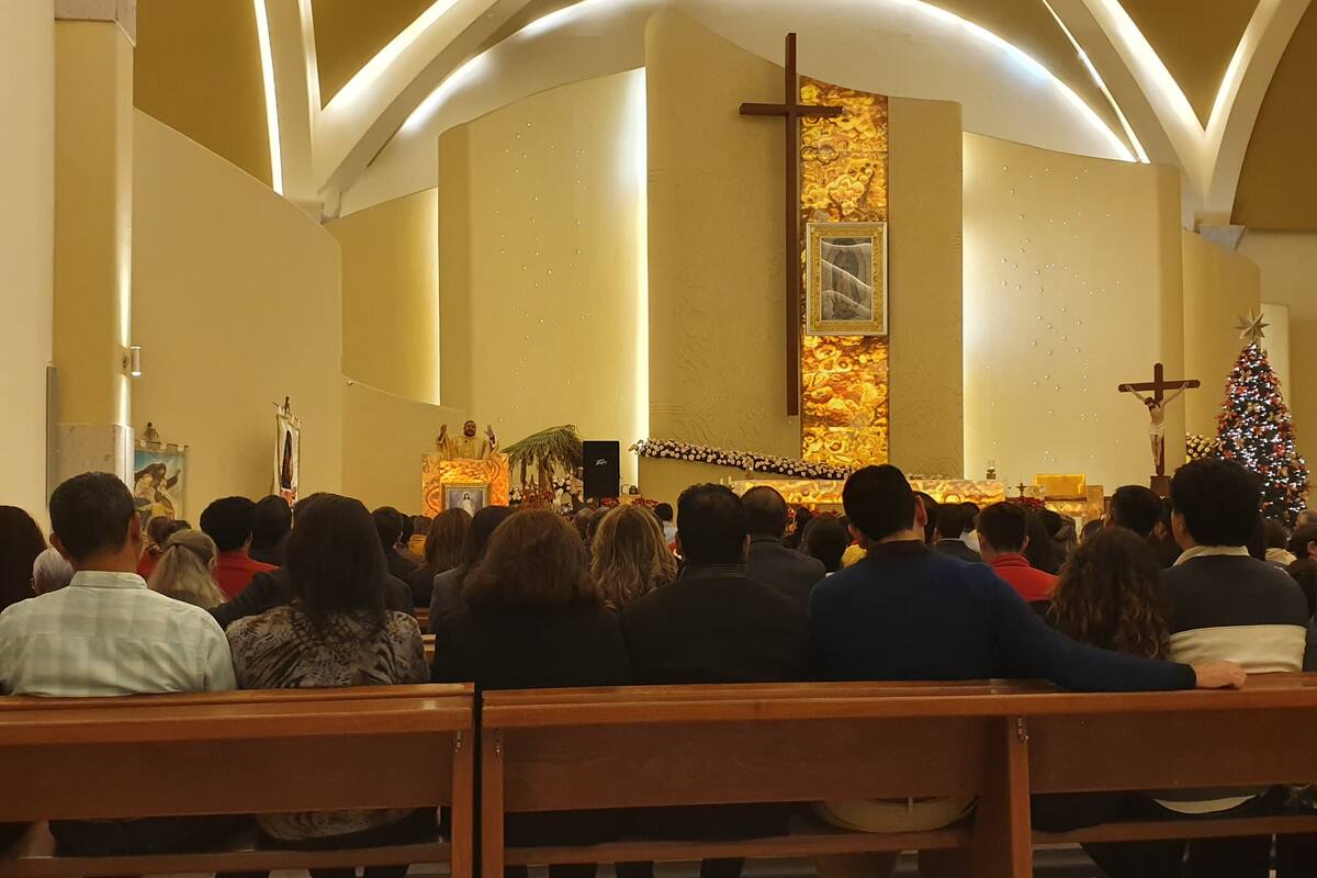 Celebran misa navideña en el Santuario