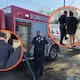 Una mujer fue rescatada por policías luego de quedar atrapada durante el incendio de su vivienda