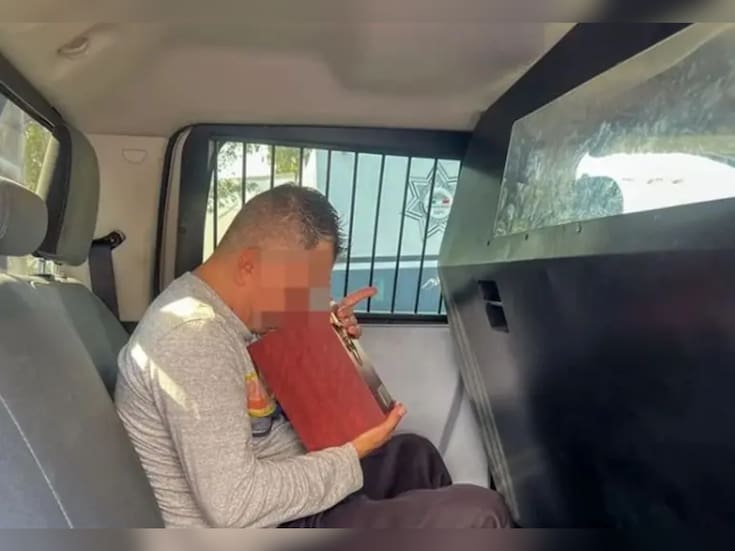 Hombre pierde las cenizas de su madre en un bar de Monterrey