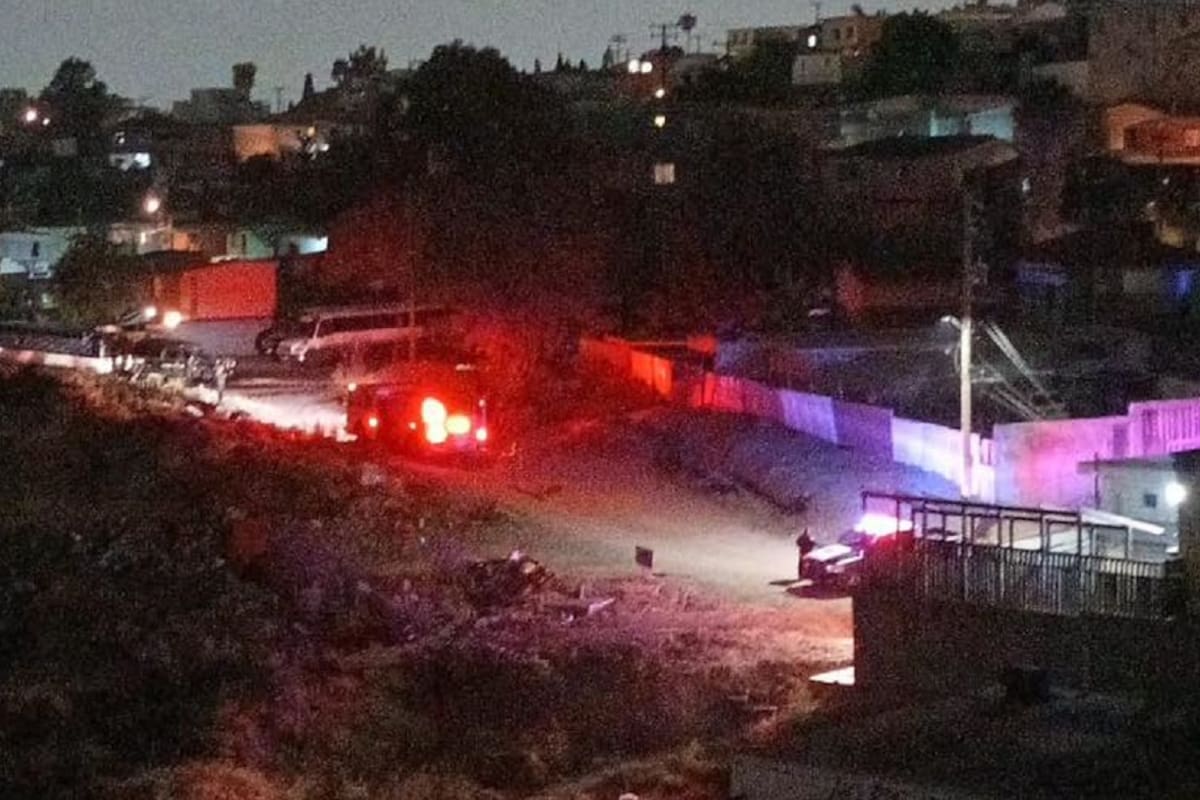 Localizan cadáver en llamas en Lomas Conjunto Residencial