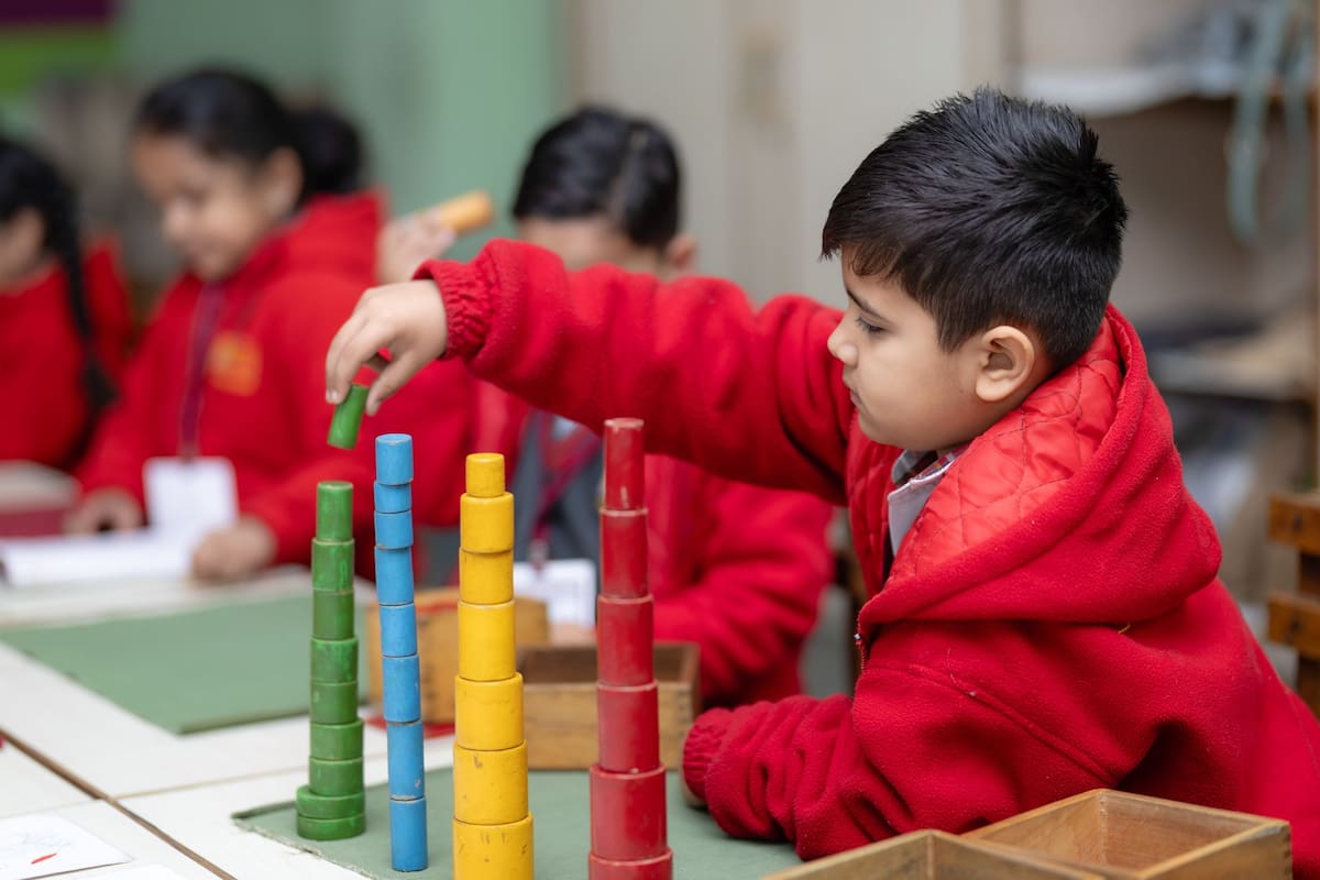 El Buró Comercial de Profeco concentra información sobre quejas contra escuelas particulares, aunque pueden aparecer con nombres distintos, por lo que se debe verificar cómo aparecen en contratos y recibos. | Foto: Pexels
