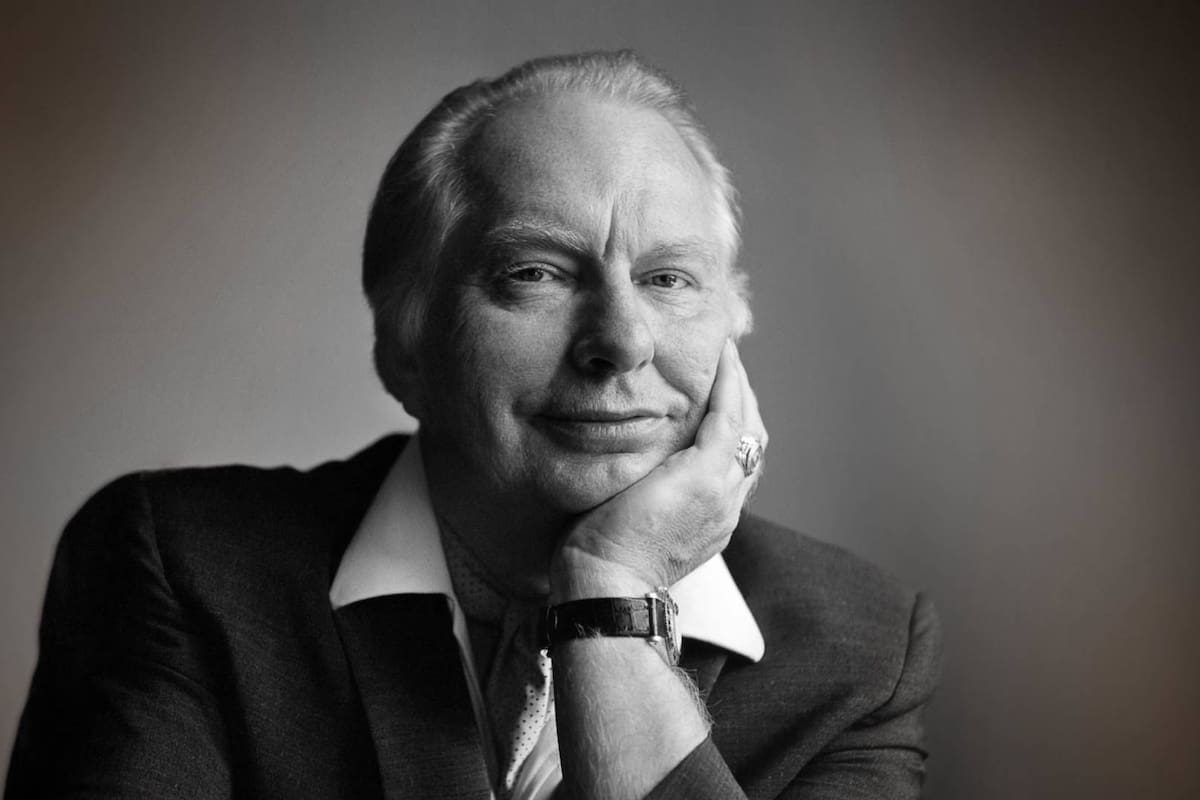 ‘Excalibur’: El libro que vuelve loco a quien lo lee ¿De qué trata?