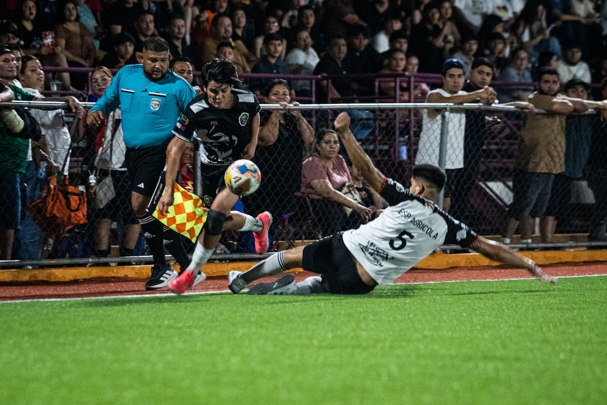 Un juego que necesitó de los penales, Manchester Vera levantó el título luego de ganar en penales 4-2, tras empatar 1-1 en los 120 minutos l Foto: Cortesía