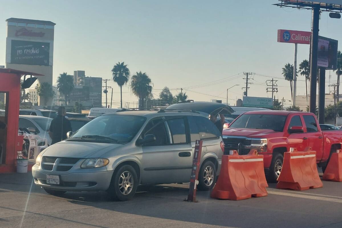 200 pesos el estacionamiento donde esta noche se presentará Luis Miguel