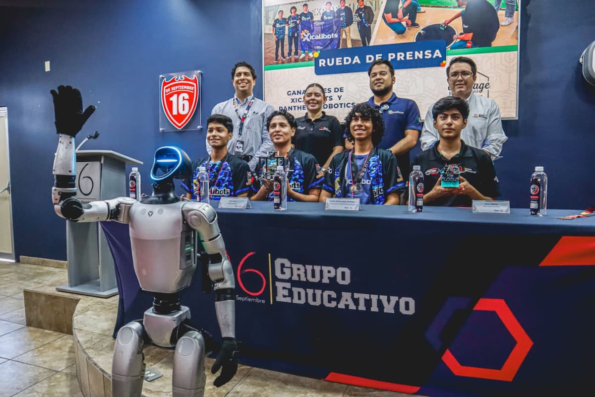Jóvenes estudiantes representarán a México en torneos internacionales de robótica