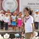Claudia Sheinbaum y Alfonso Durazo entregan tierras, escrituras y un comedor infantil al pueblo yaqui durante su visita por Sonora