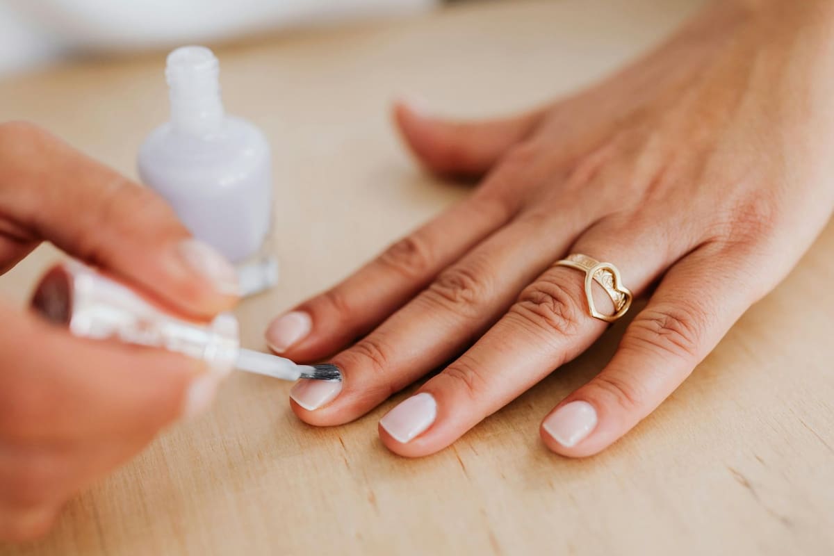 ¿Qué tan malo es el esmalte de uñas?