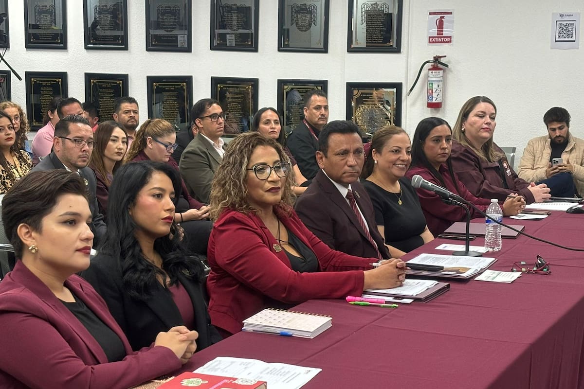 Secretaría de Educación presenta resultados del primer año de gestión ante Cabildo