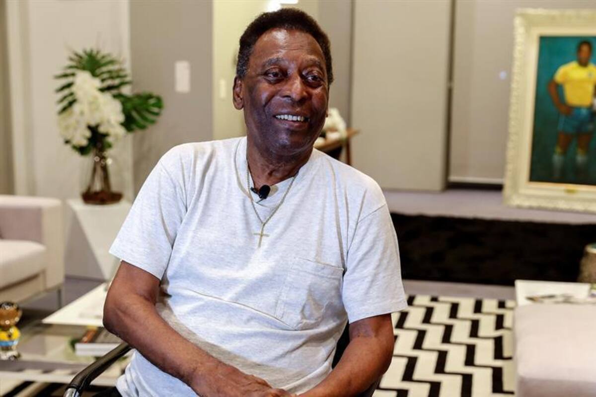 Pelé llega a 80 años de edad, considerado el mejor jugador de la historia del fútbol