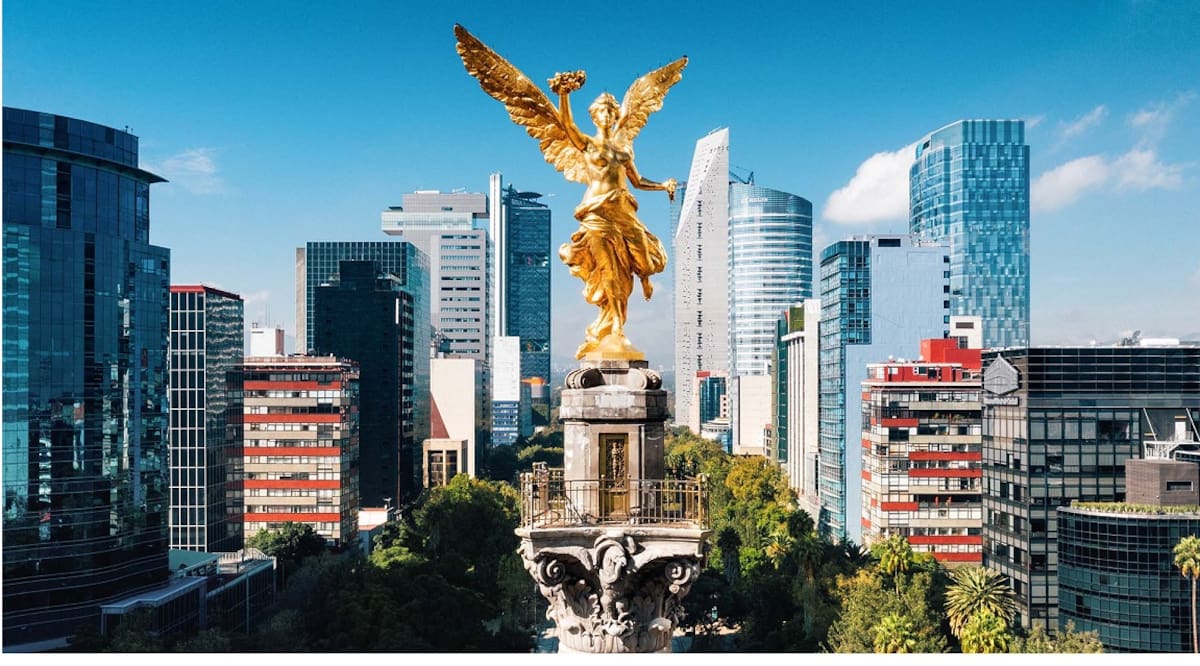 Turismo extranjero en México crece 7.3% en primer semestre de 2025, según Inegi