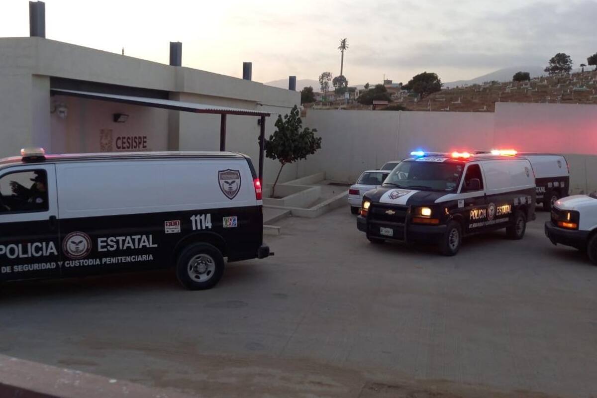 Trasladan a 187 personas internos del Cereso de Ensenada a El Hongo de Tecate