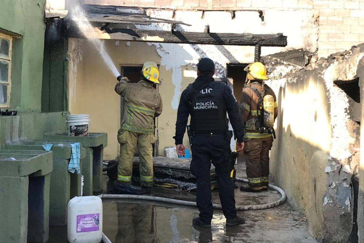 Sofocan Bomberos 4 incendios en lapso de 8 horas en Nogales