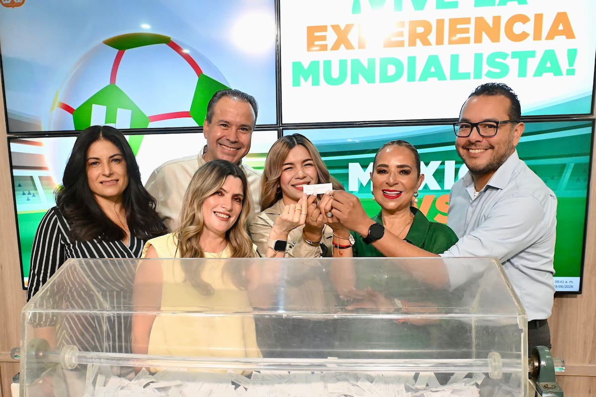 Hermosillense cumplida gana viaje para ver a México contra Chequia por pagar su predial