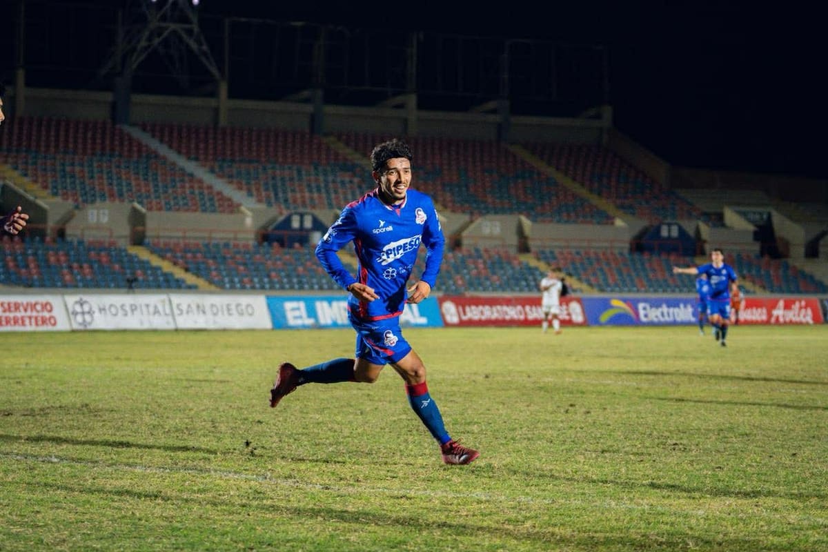 Cimarrones cierran año goleando a Zapotlanejo