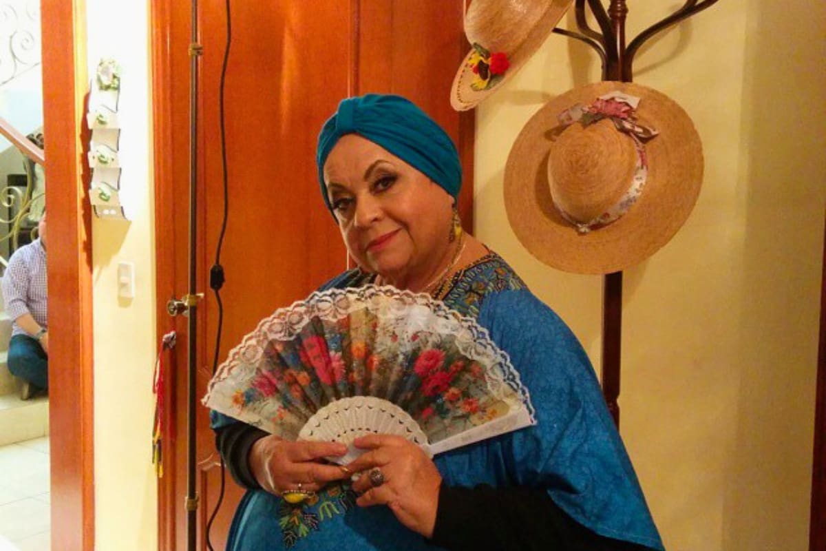 Lucila Mariscal deja su hogar y entra a un asilo tras falta de empleo; vende sus pertenencias y pide oraciones