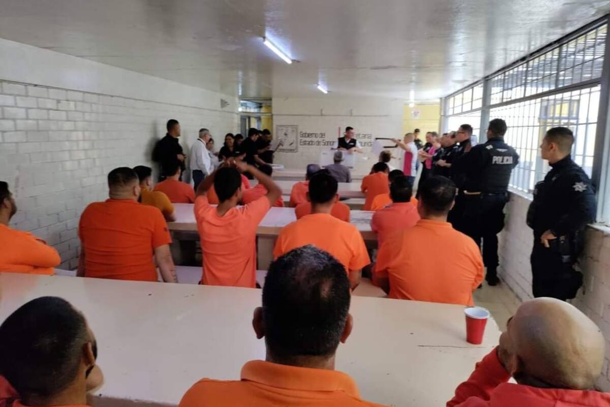 Internos de la cárcel de SLRC emiten voto adelantado para la elección presidencia