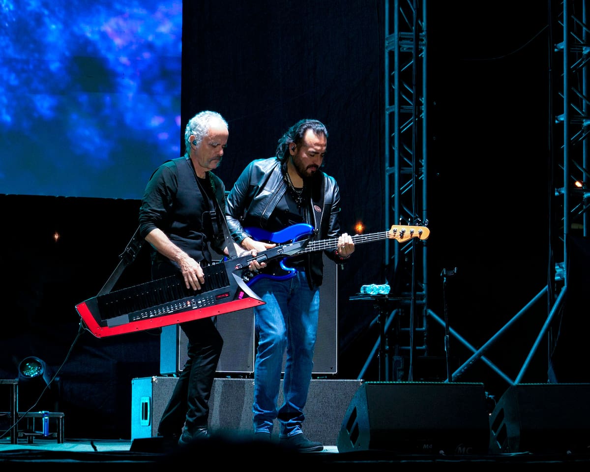 Caifanes reunió a miles de seguidores en Mexicali durante un concierto con localidades agotadas, donde interpretó sus clásicos y dedicó “Antes de que nos olviden” a las personas desaparecidas y madres buscadoras. Foto: Arturo Ceceña