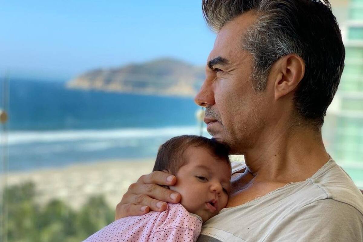 Adrián Uribe confiesa que la paternidad lo ha ayudado a sobrellevar la muerte de su papá