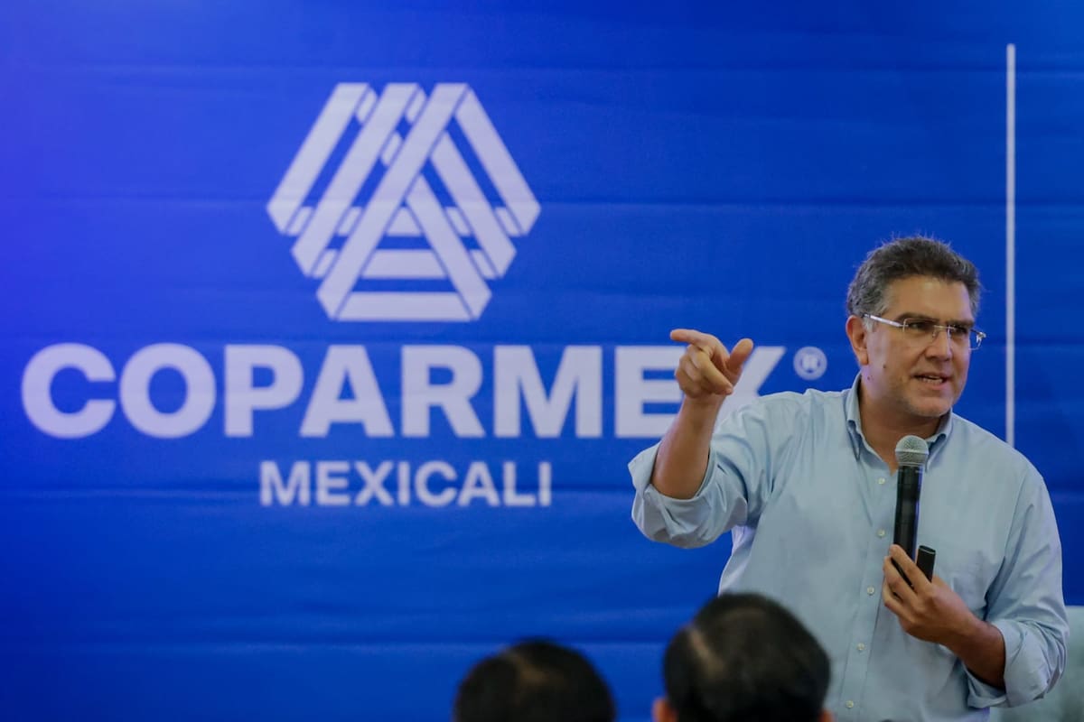 Ante elecciones de 2027, Ríos Piter pide a empresarios de BC mantener el foco en la economía