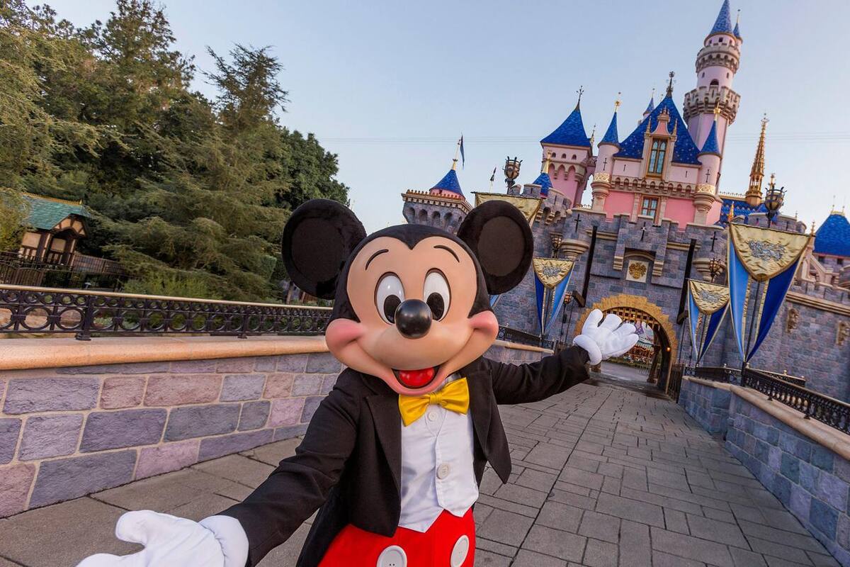 Disneyland abre sus puertas a los visitantes internacionales
