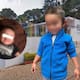 Niño muere asfixiado en la resbaladilla de su guardería, un cordón de su chamarra quedó atorado  en la estructura; madre señala negligencia del personal